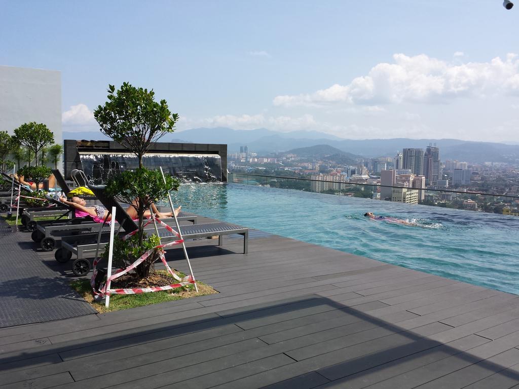 Amazing Klcc View @ Regalia Residence กัวลาลัมเปอร์ ภายนอก รูปภาพ