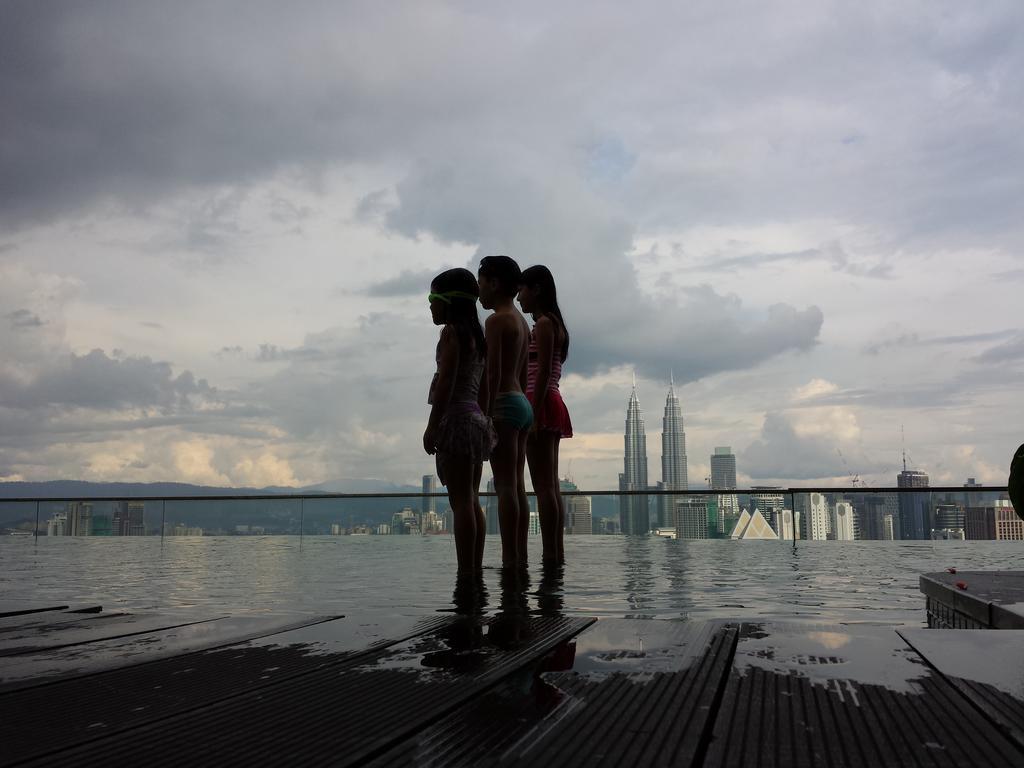 Amazing Klcc View @ Regalia Residence กัวลาลัมเปอร์ ภายนอก รูปภาพ