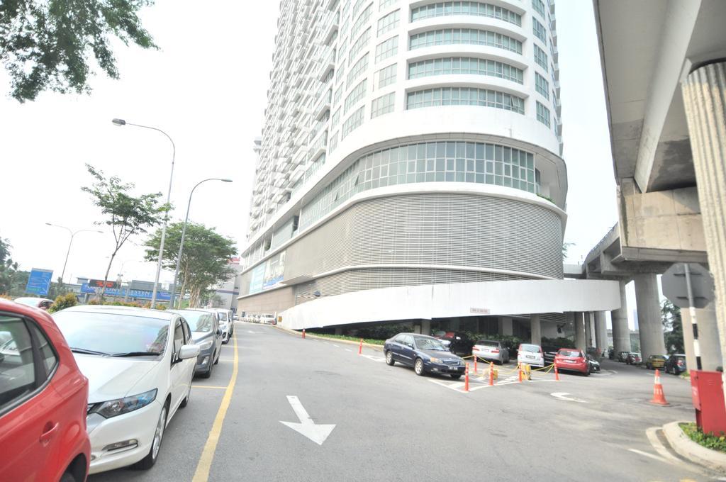 Amazing Klcc View @ Regalia Residence กัวลาลัมเปอร์ ภายนอก รูปภาพ